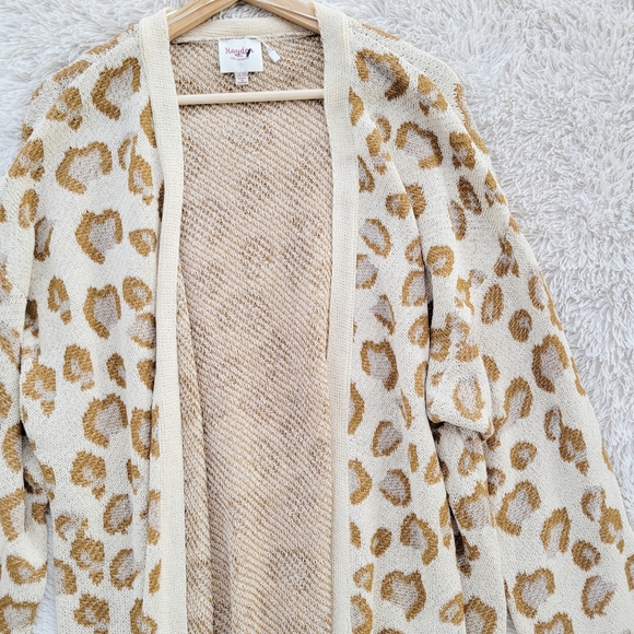 Hayden Plus Size Open Front Leopard Print Knit Cardigan - Picture 2 of 6